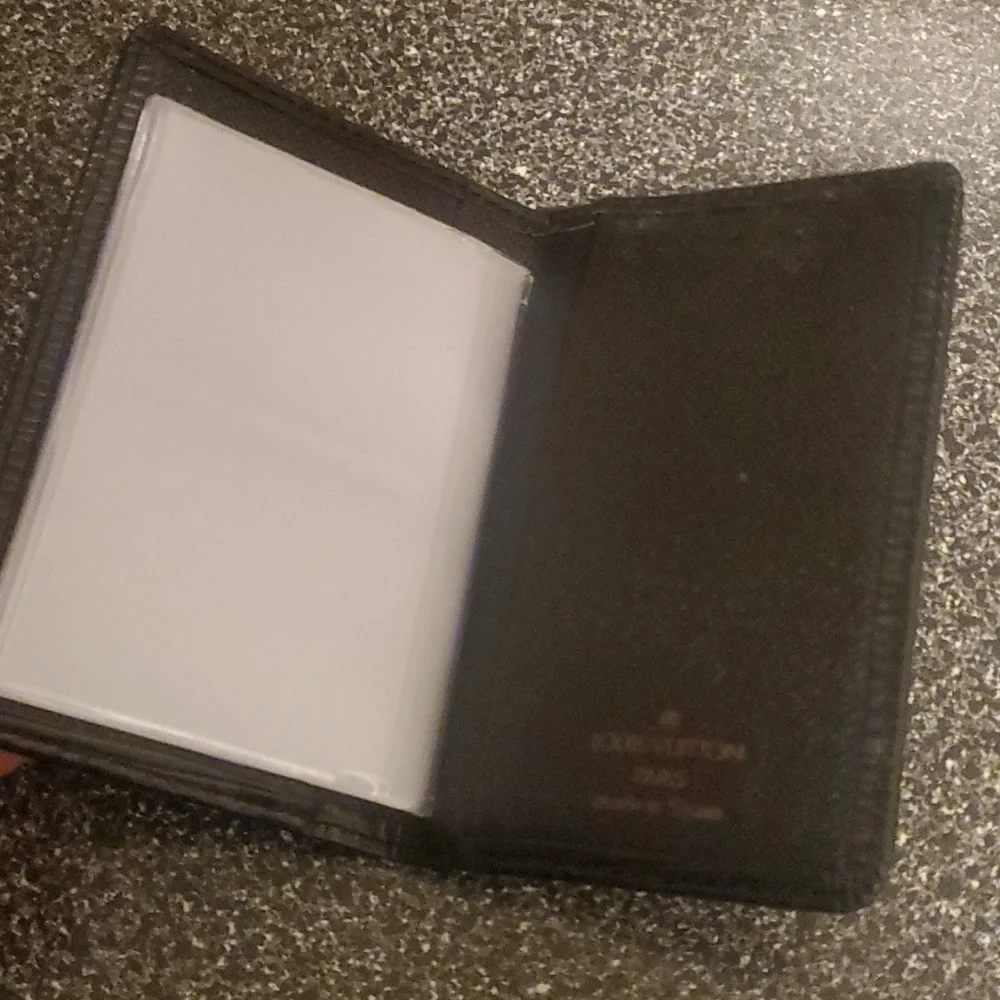Louis Vuitton pocket cards out